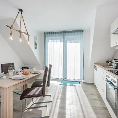 Sonneninsel Haus Himmelblau Obergeschoss Apartment Loddin